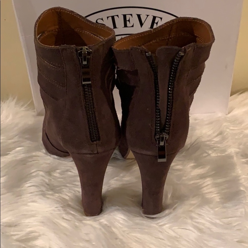 Steve Madden - Picture 3 of 5